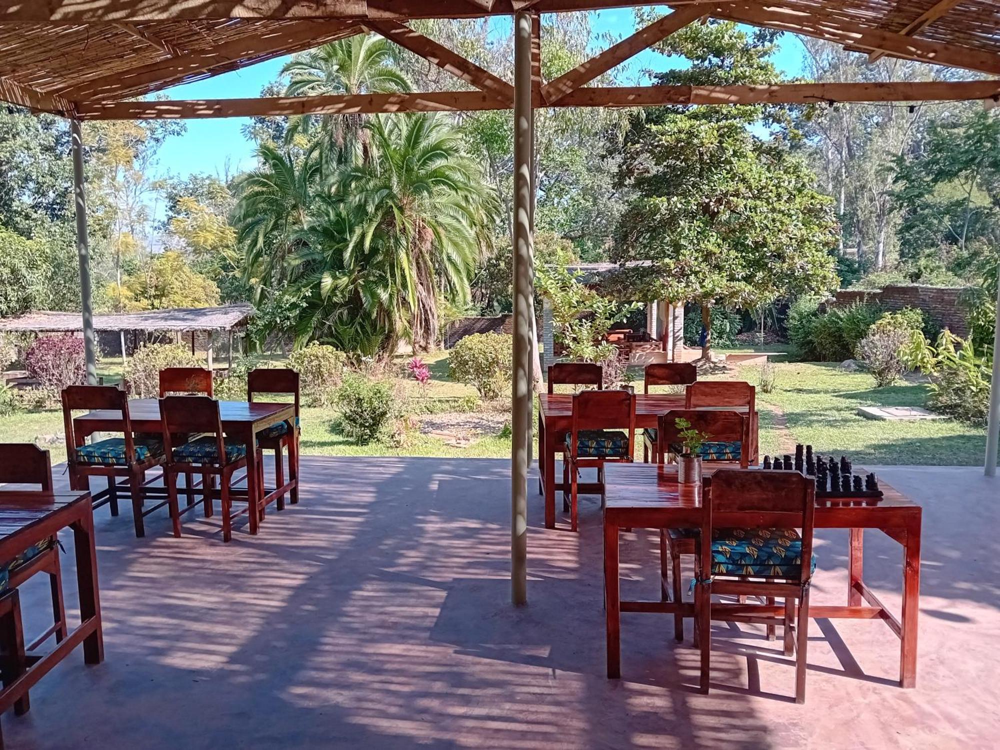 Zomba Blend Lodge And Kitchen - Pakachere מראה חיצוני תמונה